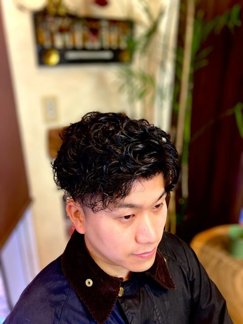 パーマでツーブロ✨️  似合ってますね👏  #メンズパーマ  #メンズカット  #結婚おめでとう  #まーきのっ  #menssalonjanga